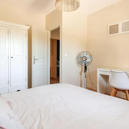 Chambre D'hotes Avec Piscine Proche De La Mer Holiday home *